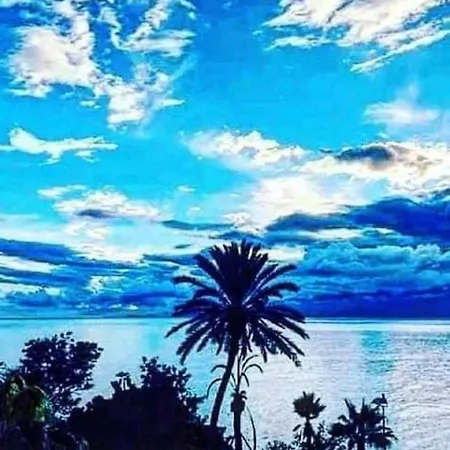 Ozzy 1+1 Muhtesem Lokasyon Harika Daire 4* Antalya