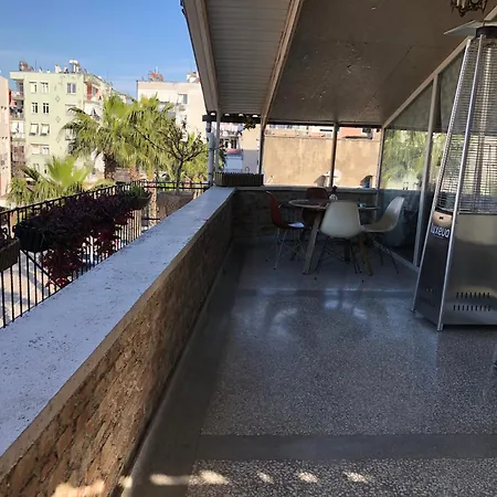 Apartmanhotel Ozzy 1+1 Muhtesem Lokasyon Harika Daire 4*